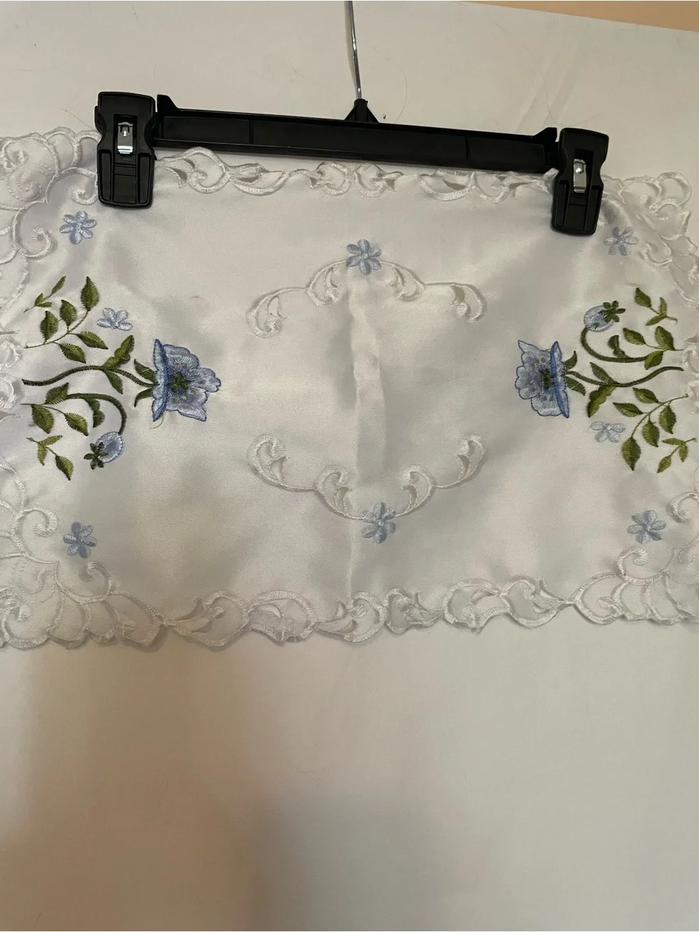 Embroidered Blue Floral Linen Runner & Doily Set